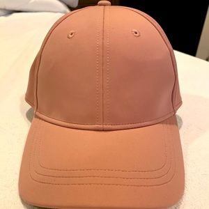 Lululemon baseball cap. Never worn!